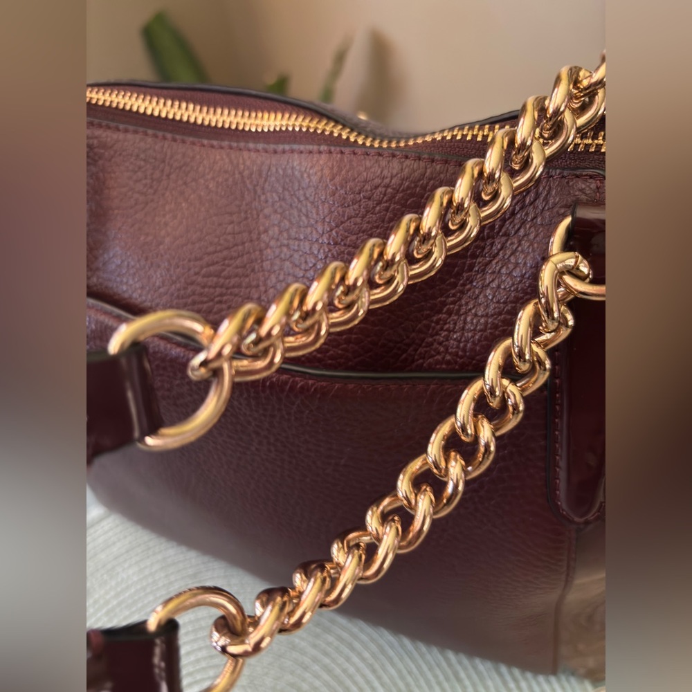 COACH Burgundy Ava Chain Tote with Gold Hardware EUC - Picture 9 of 15